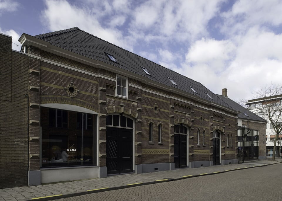 Kazerne Hotel, how it began