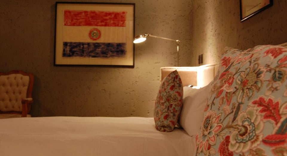 Factoria Hotel