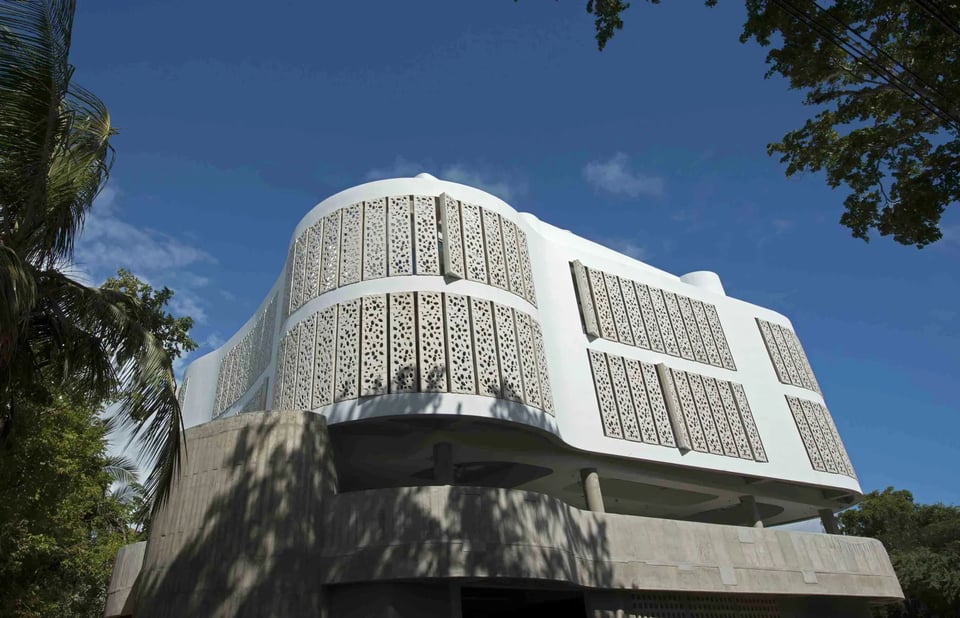 El Blok Hotel, how it began