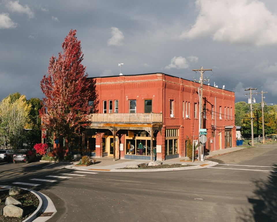 The Jennings Hotel, how it began