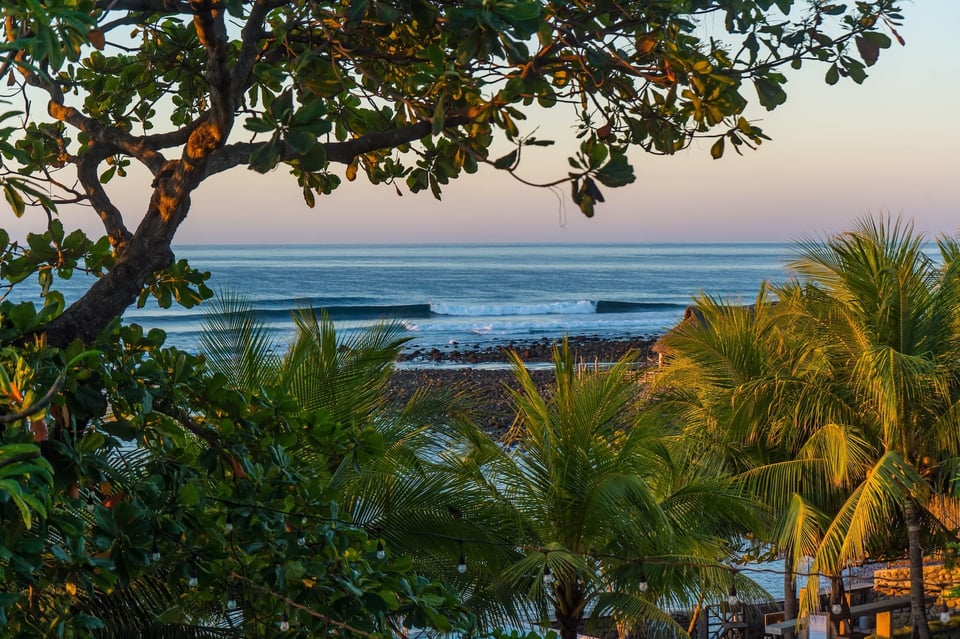 Puro Surf Hotel & Performance Academy