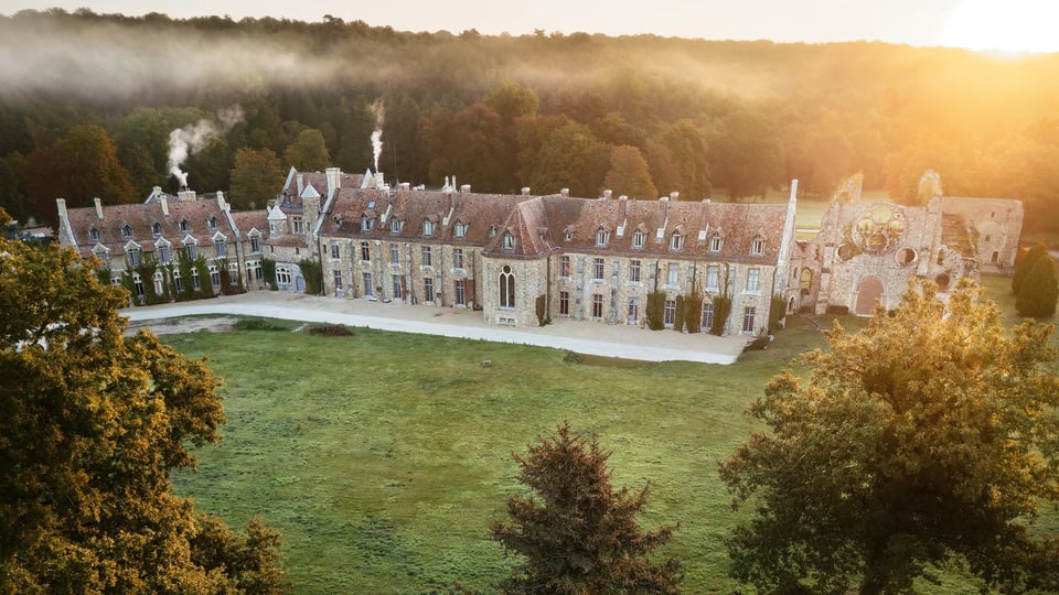 Abbaye des Vaux de Cernay, how it began