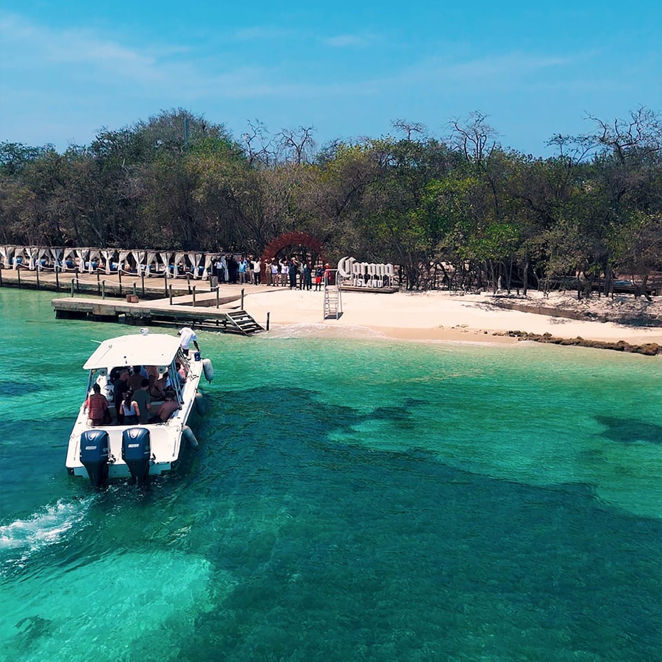 Corona Island, Cartagena, how it began