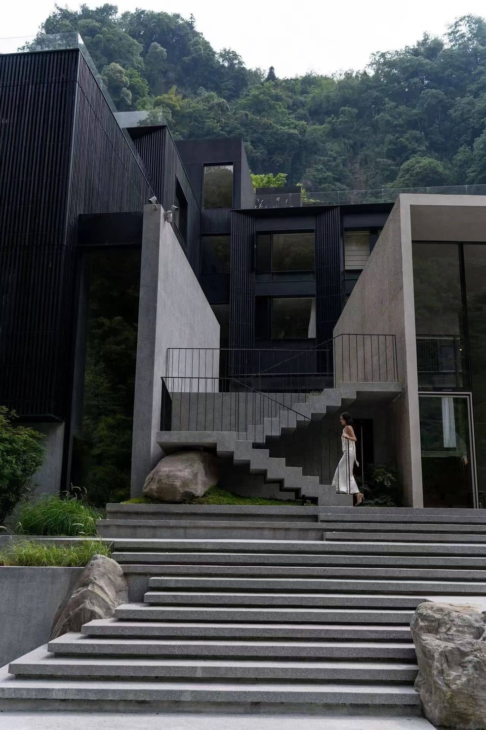 ZOLAND Resort Hotel Emei Mountain, how it began