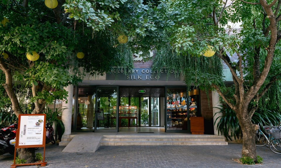 Atlas Hotel, how it began