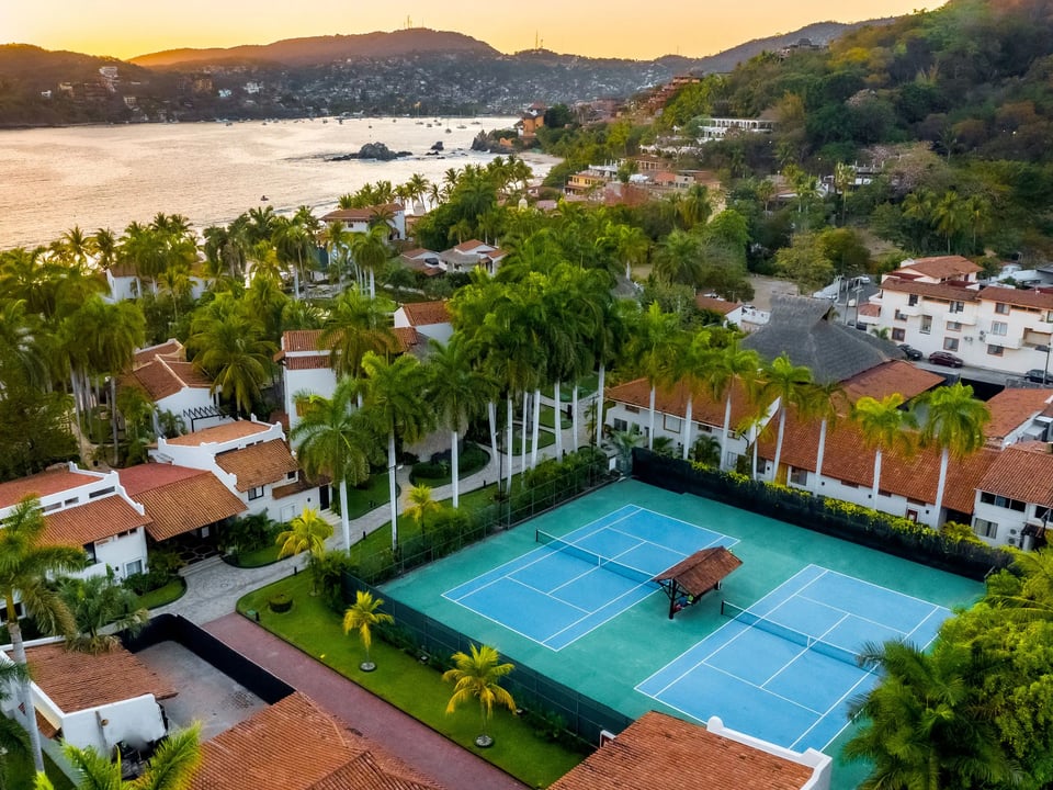Thompson Zihuatanejo, by Hyatt, how it began