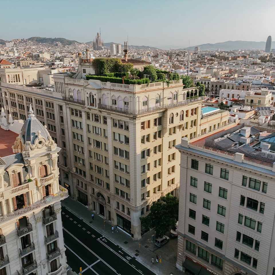 Grand Hotel Central, how it began