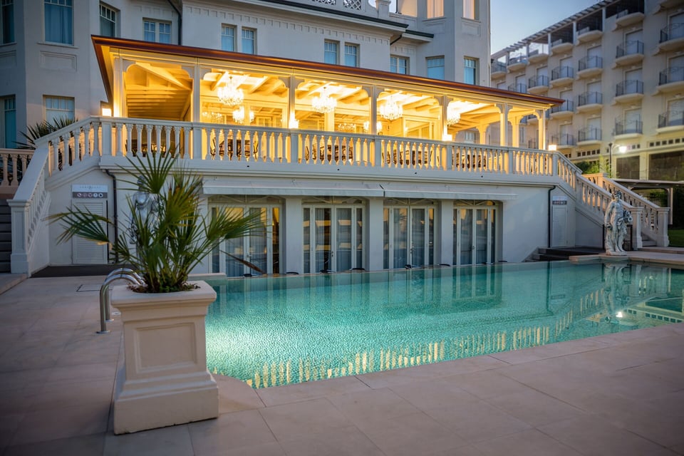 Hotel Carducci 76