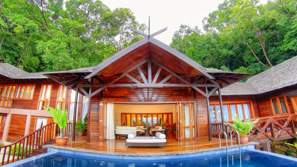 Bungaraya Island Resort, how it began