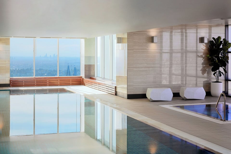 Meriton Suites World Tower