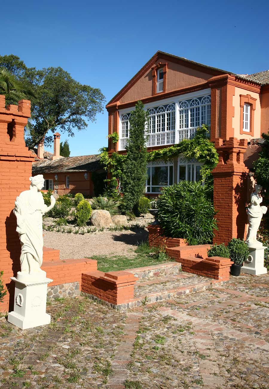 Hotel Valdepalacios y Restaurante Tierra, how it began