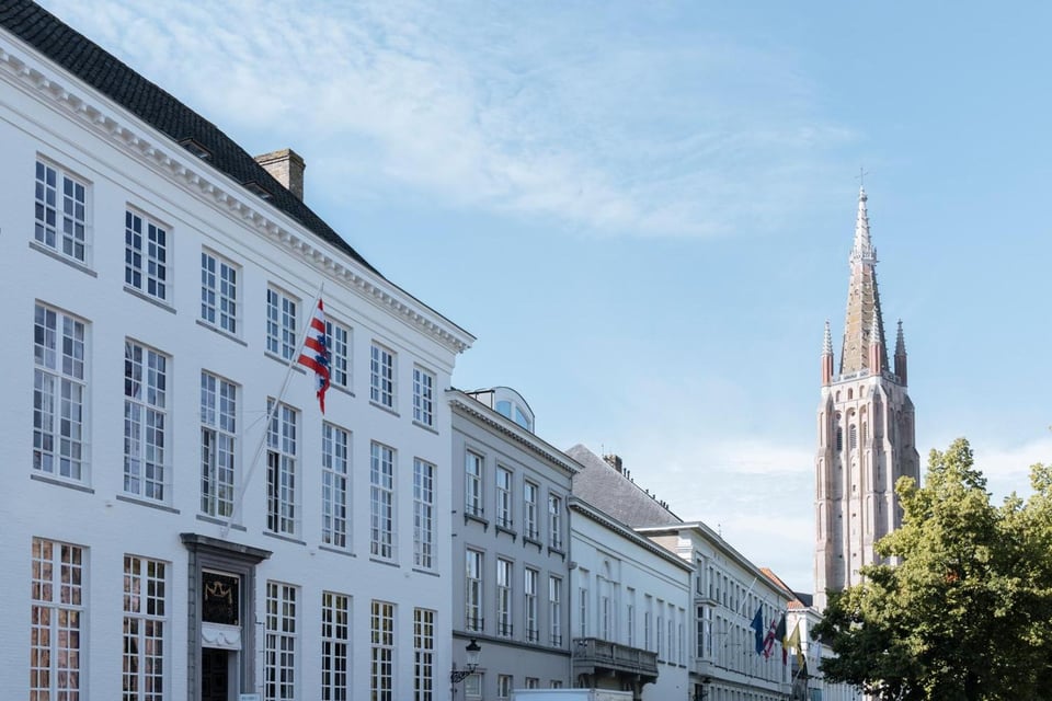 Hotel De Tuilerieën, how it began