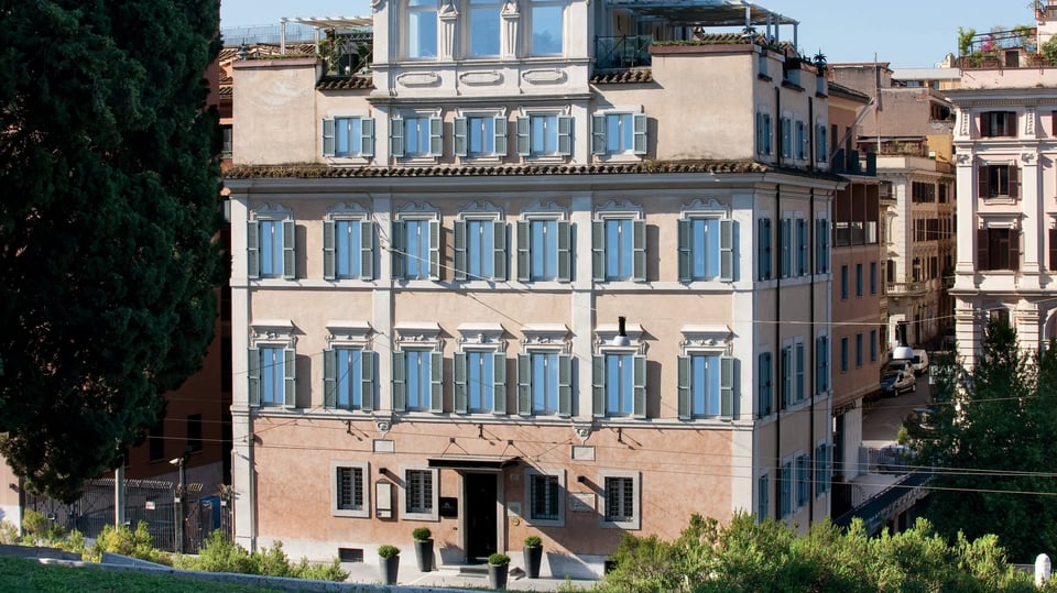 Palazzo Manfredi, how it began