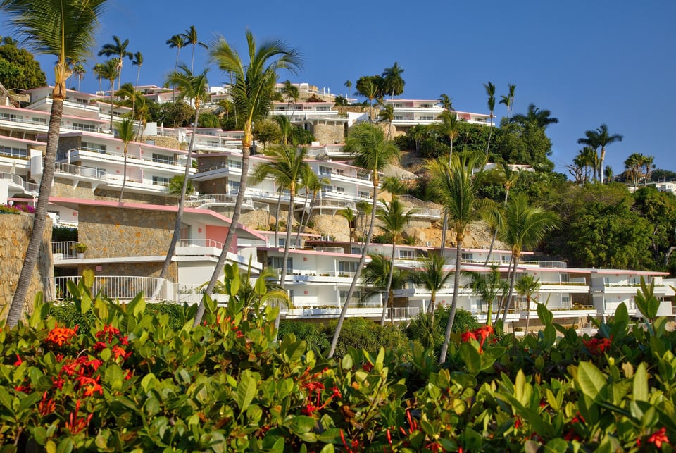 Hotel Las Brisas Acapulco, how it began