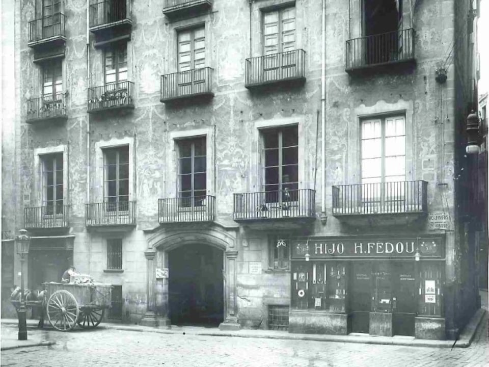 Hotel Arai, how it began