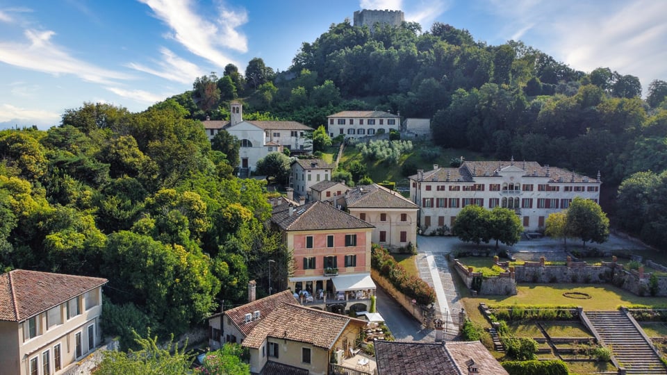 Albergo al Sole, how it began