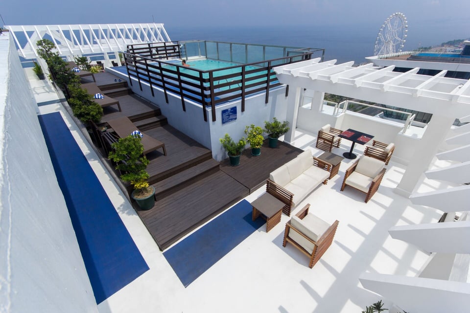 Microtel by Wyndham Mall of Asia
