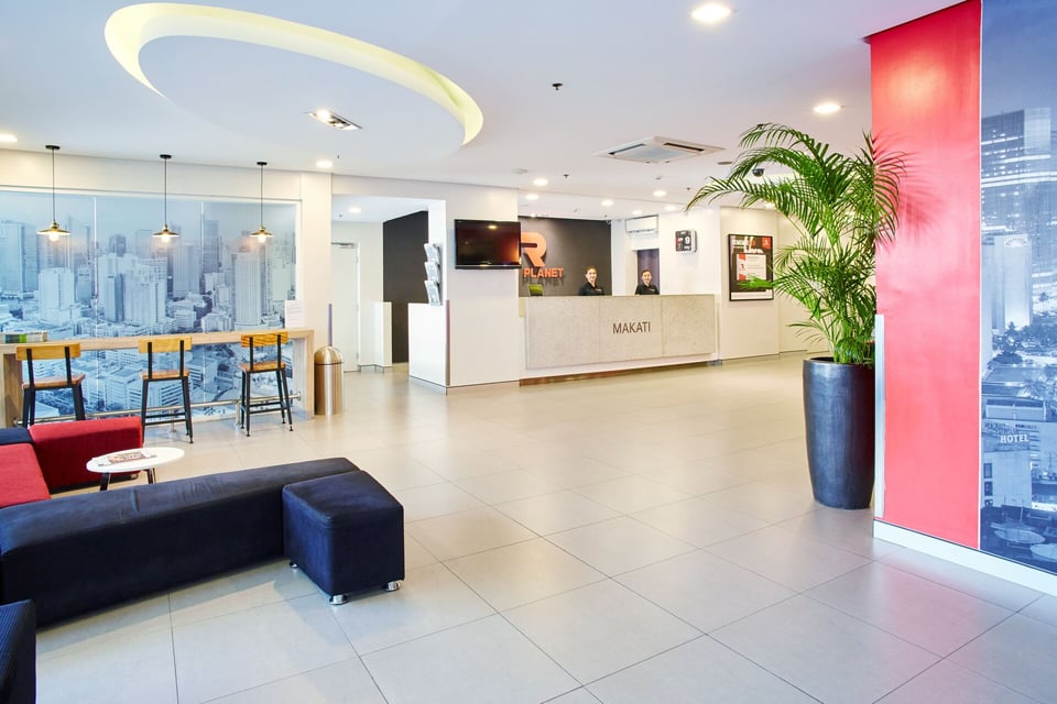 Red Planet Makati Avenue