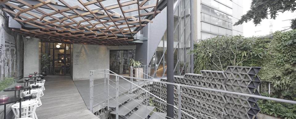 Kosenda Hotel, how it began
