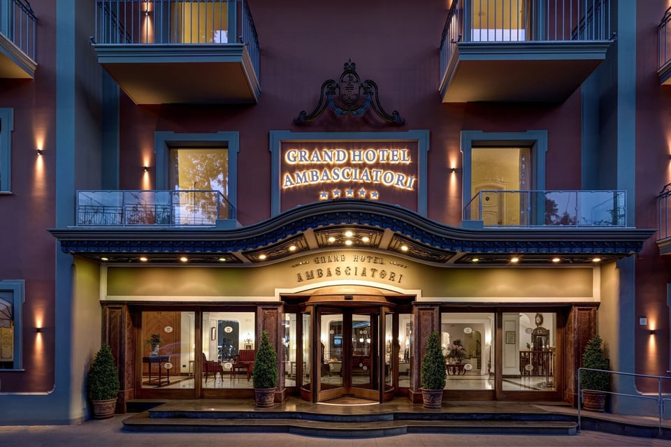 Grand Hotel Ambasciatori, how it began