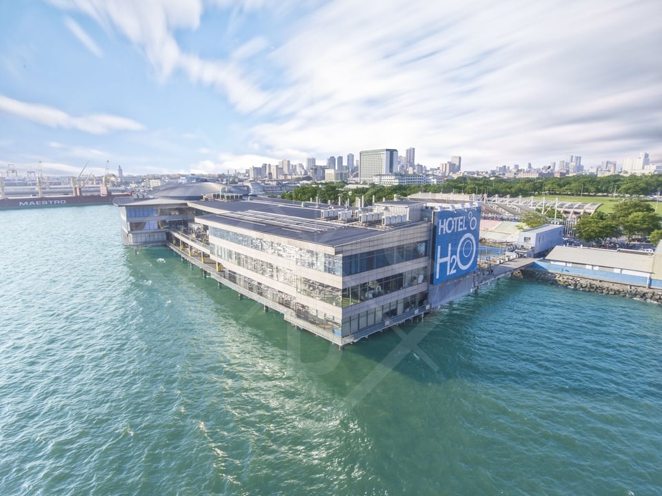 Hotel H2O, how it began