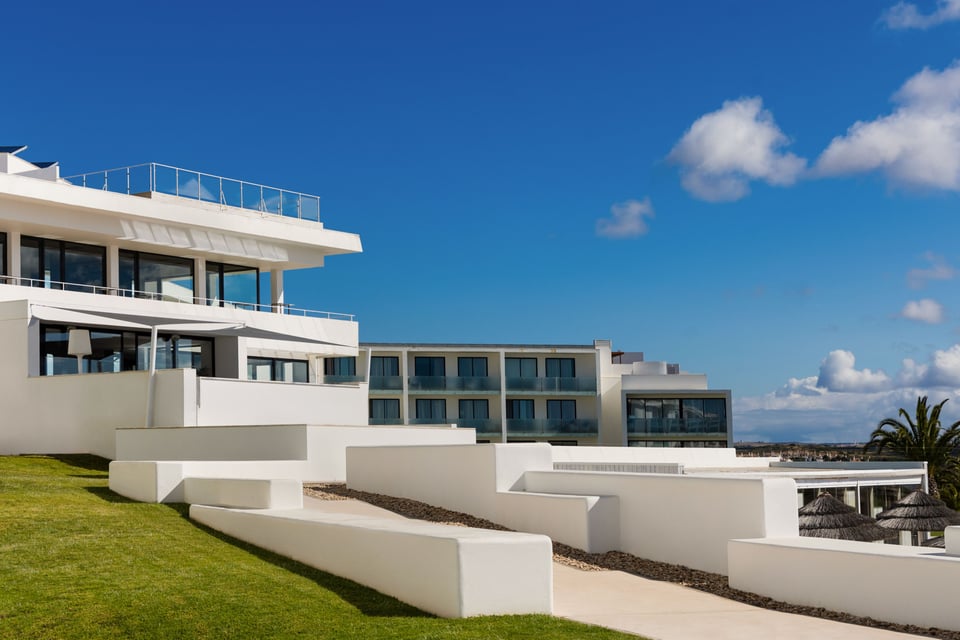 Memmo Baleeira Hotel Sagres, how it began