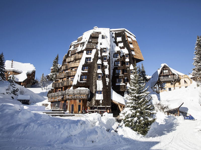 Hôtel des Dromonts, how it began