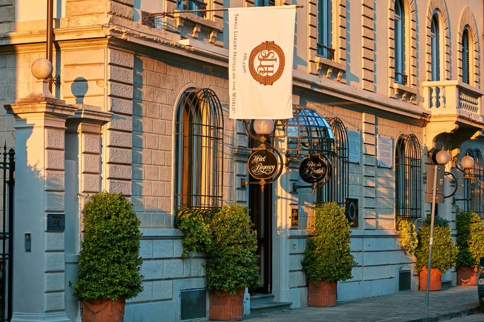 Hotel Regency, how it began