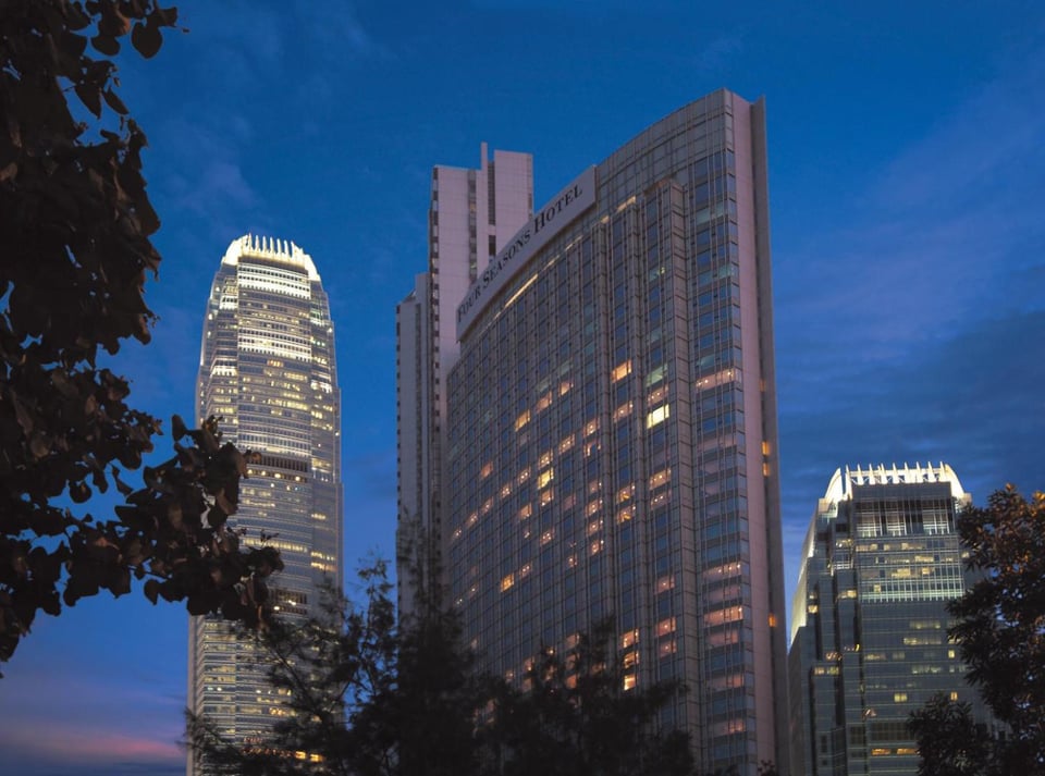 Four Seasons Hotel Hong Kong, how it began