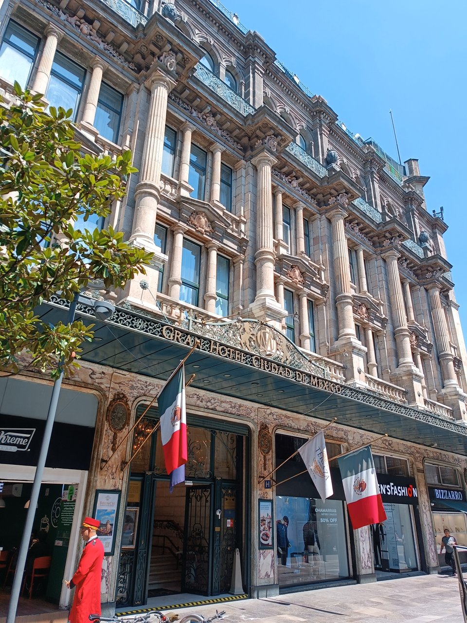 Gran Hotel Ciudad de México, how it began