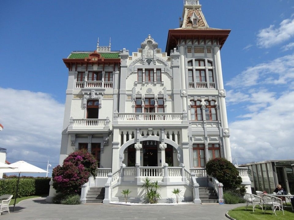 Hotel Villa Rosario., how it began