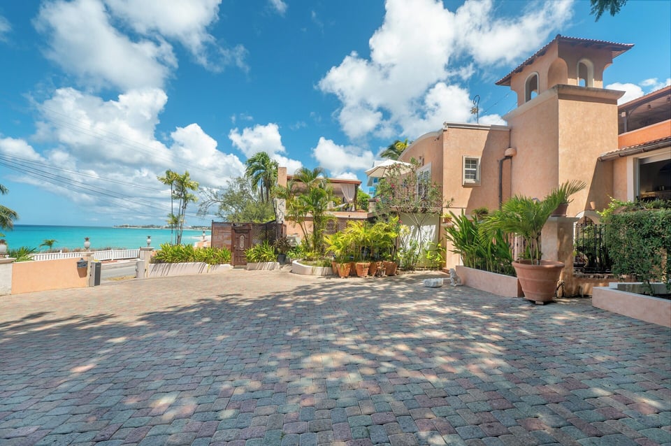 Little Arches Boutique Hotel - Adults Only, how it began