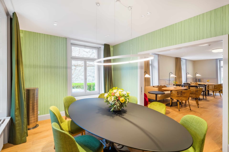 Alma Hotel - Boutique hideaway by the lake with rooftop and ladies-only wellness
