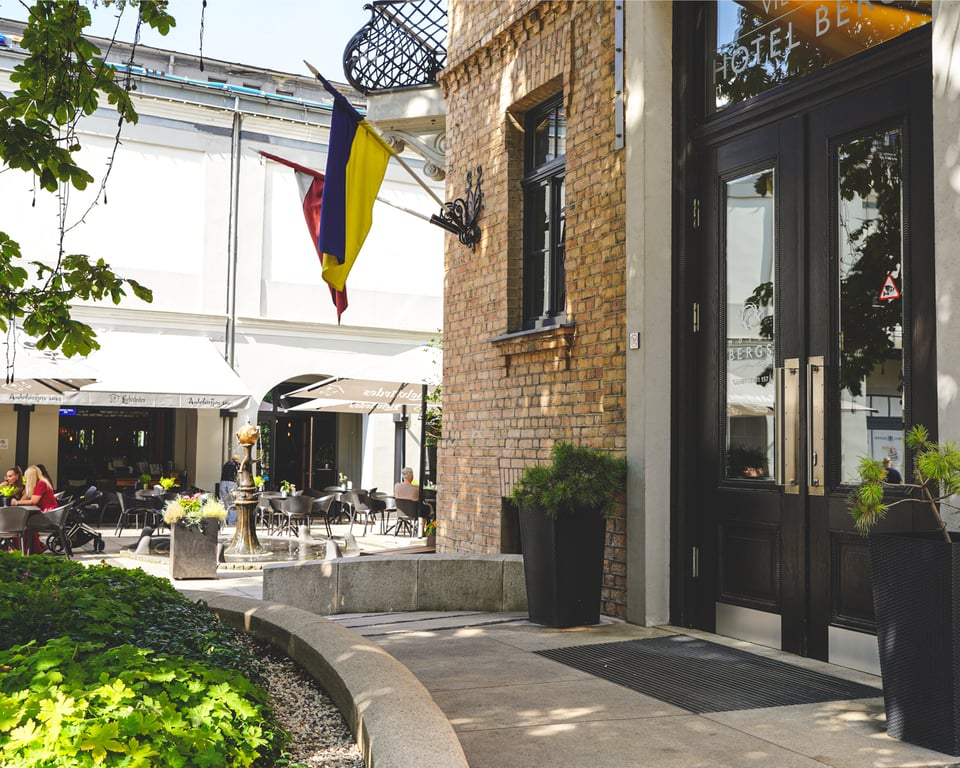 Hotel Bergs Suites, how it began