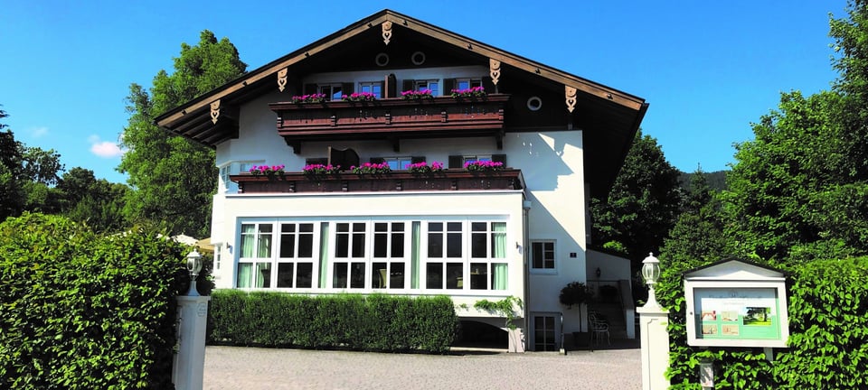 Landhaus Marinella Hotel garni., how it began
