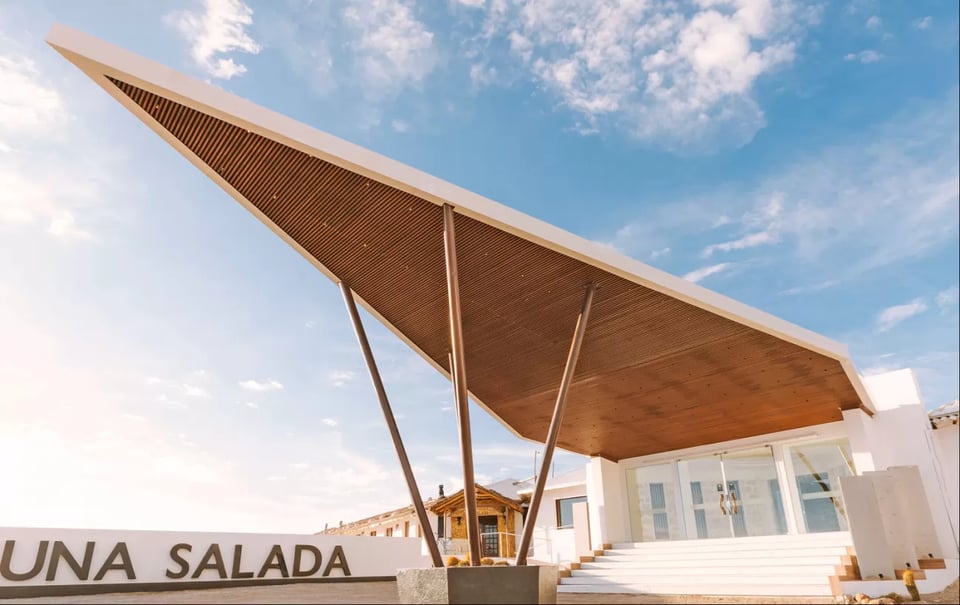 Hotel Luna Salada, how it began