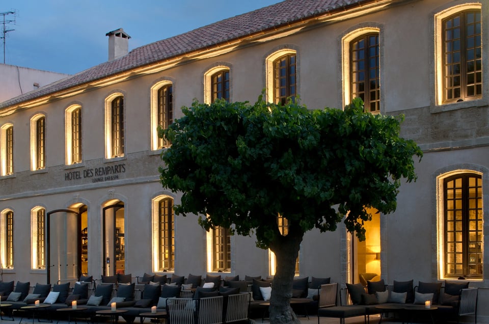 Hotel des Remparts, how it began