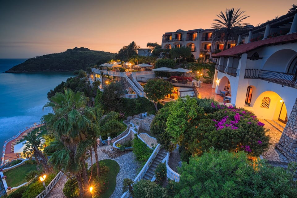 Grand Hotel Le Rocce, how it began