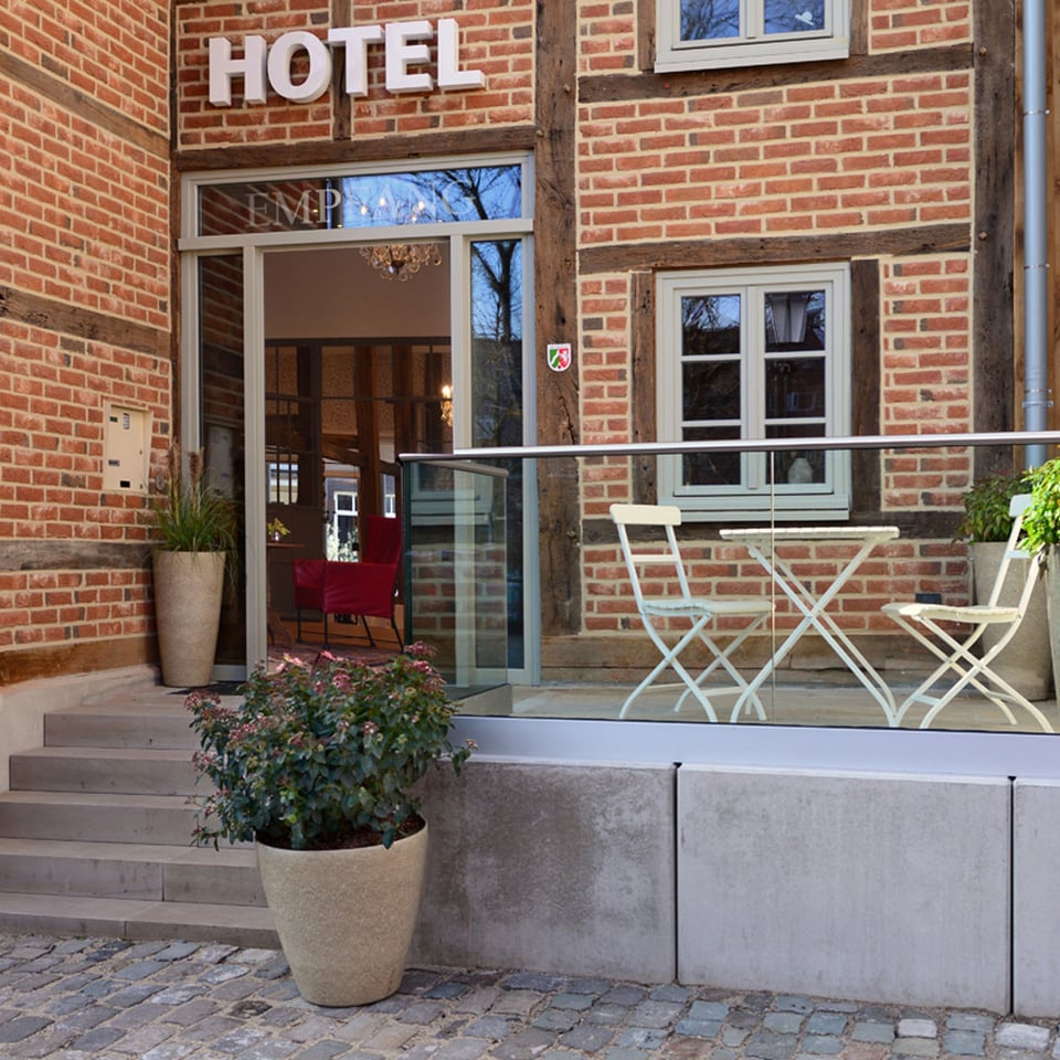 Hotel No. 11, how it began