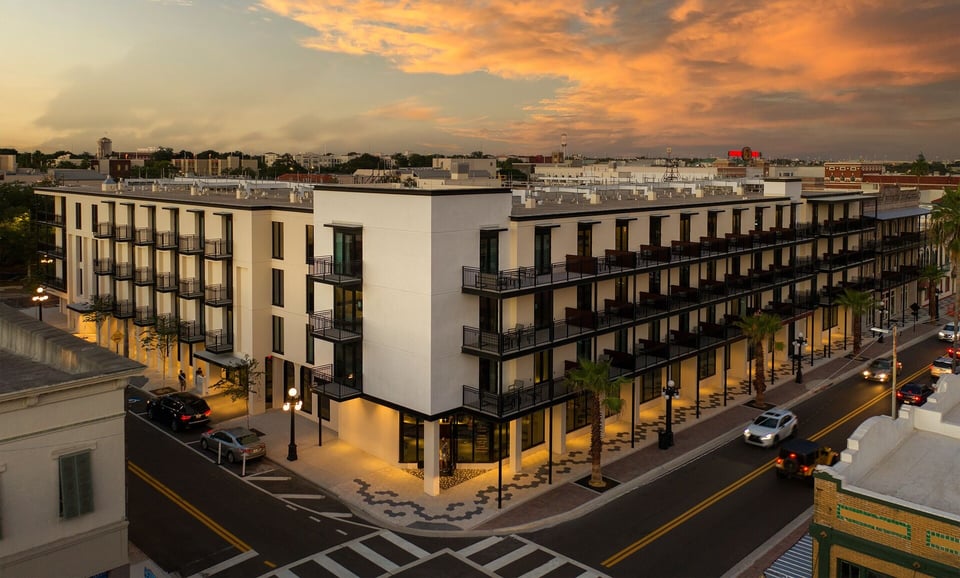 Hotel Haya, how it began