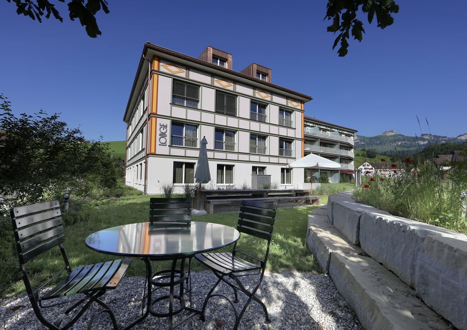 Lodge Hof Weissbad, how it began